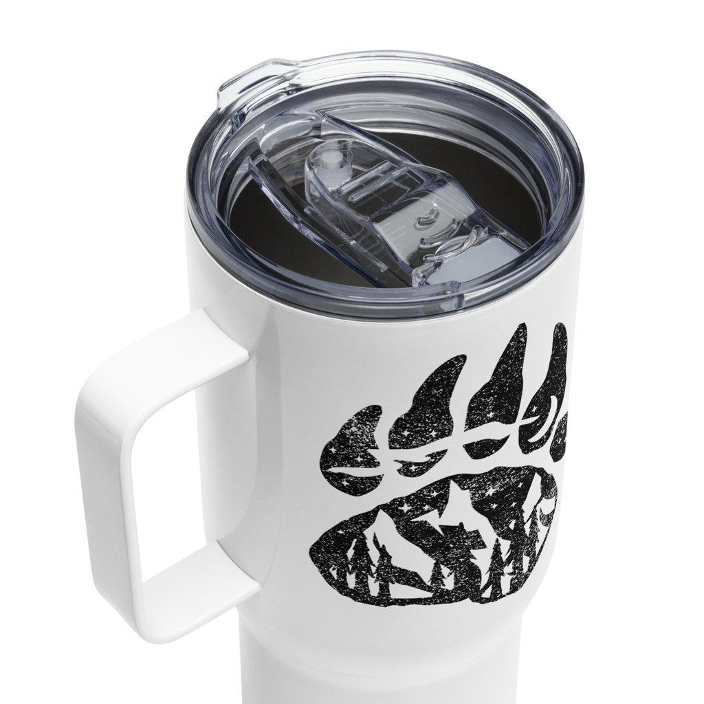 Travel mug with a handle